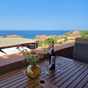 2-Bedroomed Modern Apartment With Seaview